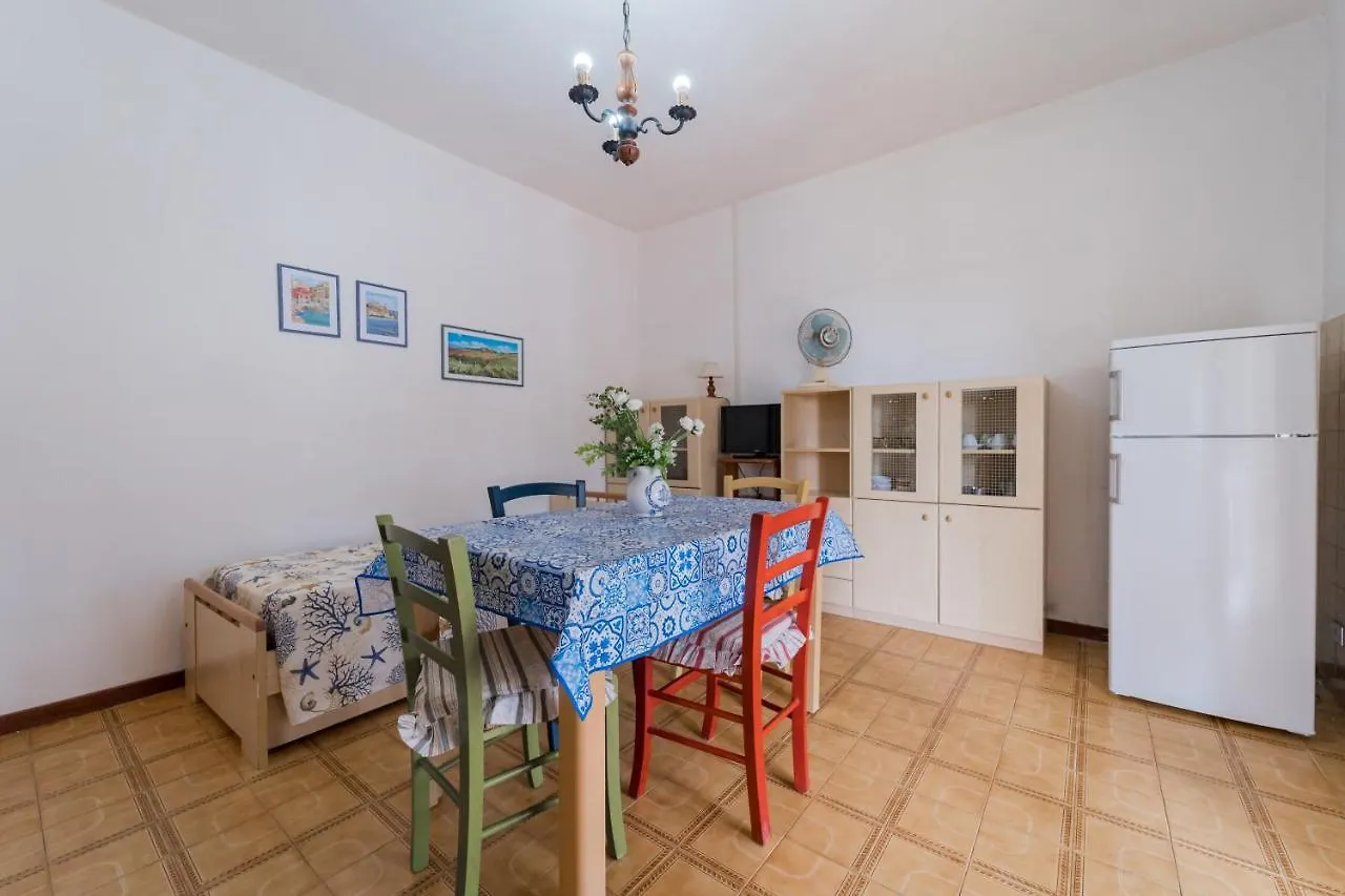 Appartamenti Campo Al Pero - Goelba Casa Leonardi