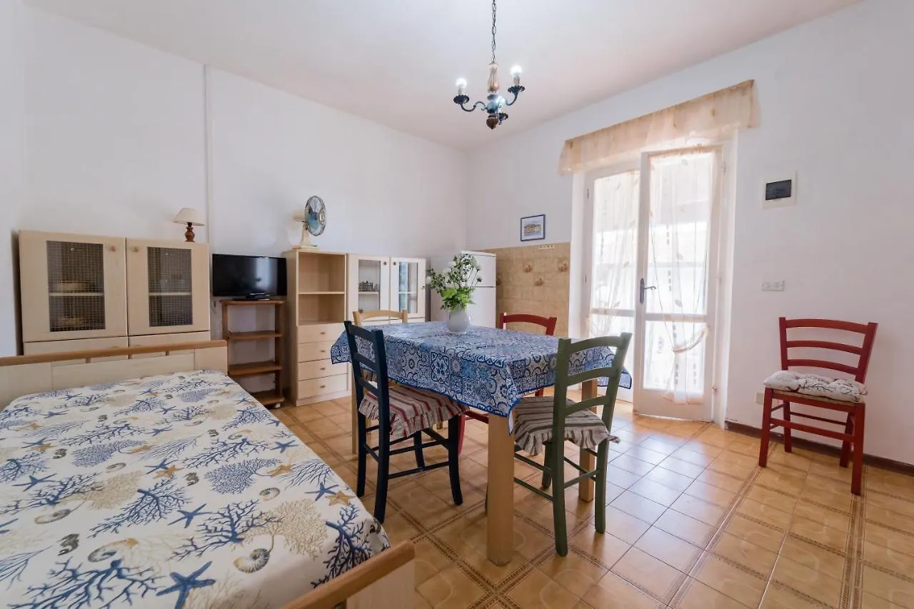 Appartamenti Campo Al Pero - Goelba Casa Leonardi