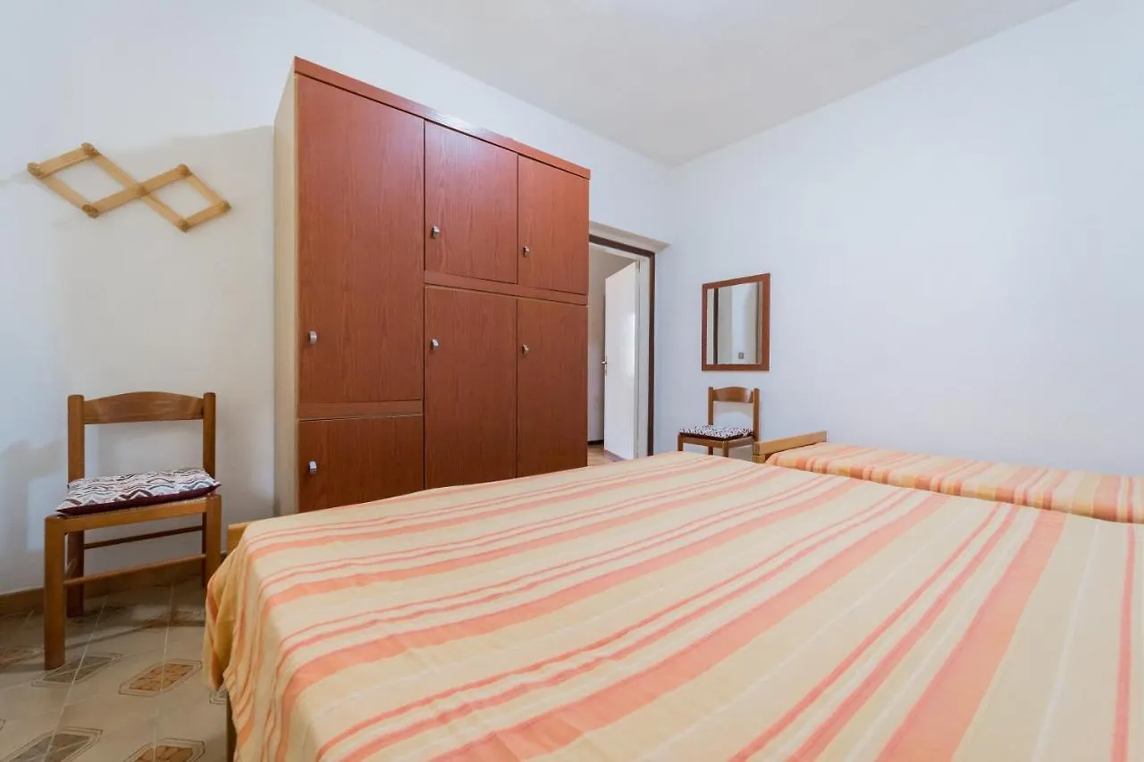 Appartamenti Campo Al Pero - Goelba Casa Leonardi